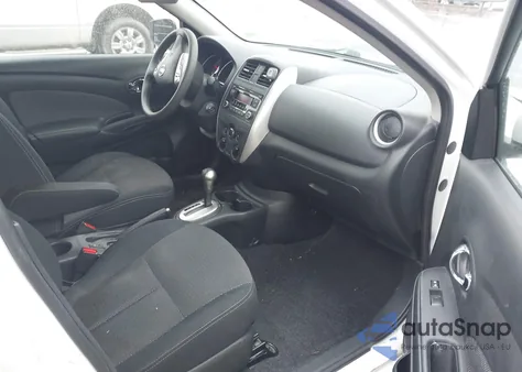 2015 Nissan Versa 1.6 Sv z USA, uszkodzony, nr VIN 3N1CN7AP0FL807443